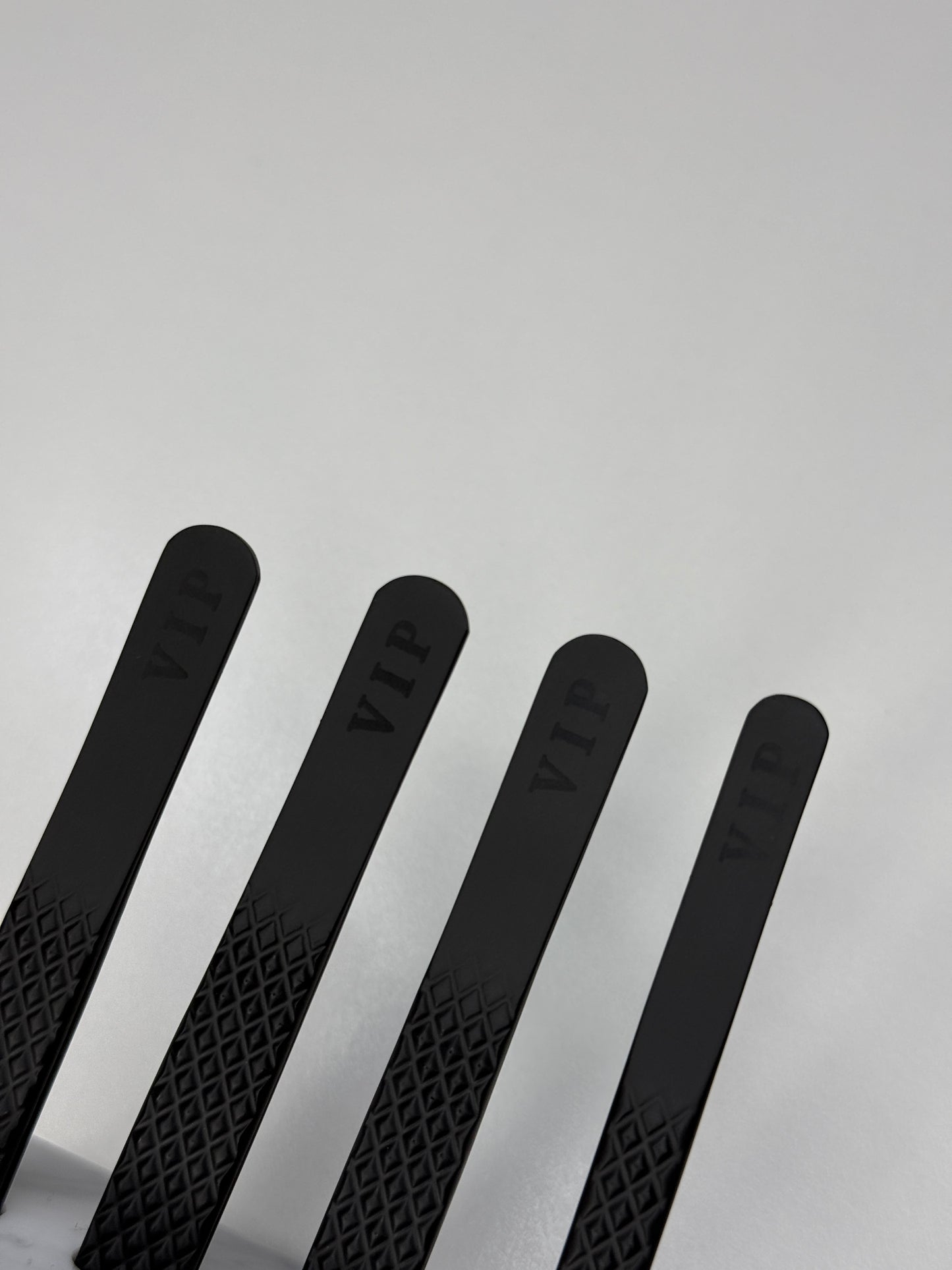 VIP BANDIT Tweezers