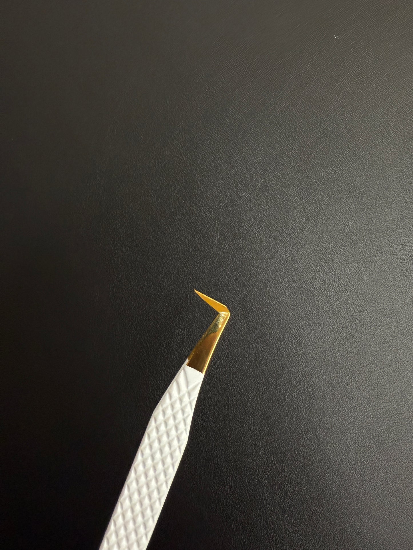 VIP White Gold Tweezers