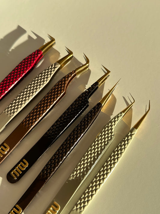 MIU MIU TWEEZERS FIBER